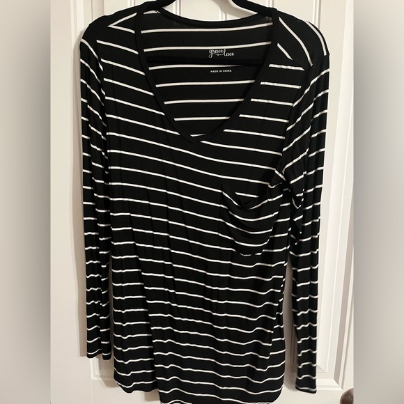 Grace and Lace vneck stripped shirt. - Picture 1 of 3